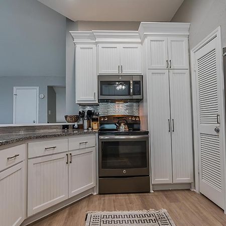 Hot Tub - Ocean Views - Steps To Private Beach - Quiet Location Galveston Exteriör bild