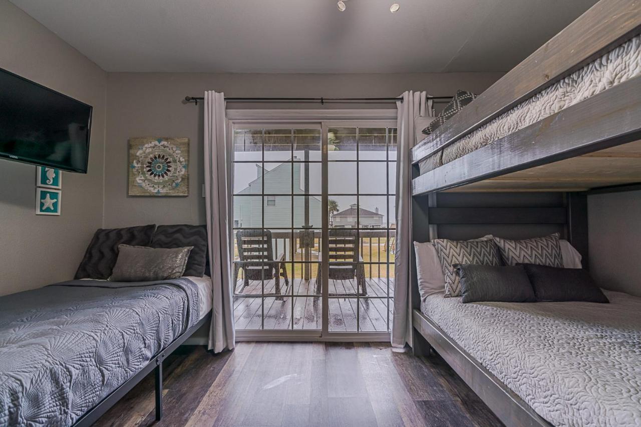 Hot Tub - Ocean Views - Steps To Private Beach - Quiet Location Galveston Exteriör bild